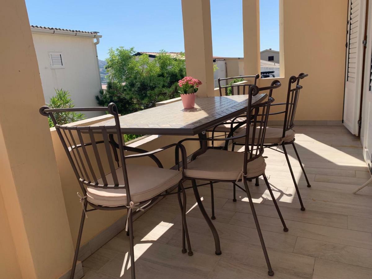 Apartments Lux Pag Паг Екстериор снимка